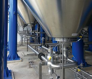 Fermenting & Storage Tank - Piping